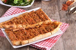 Kıymalı Pide